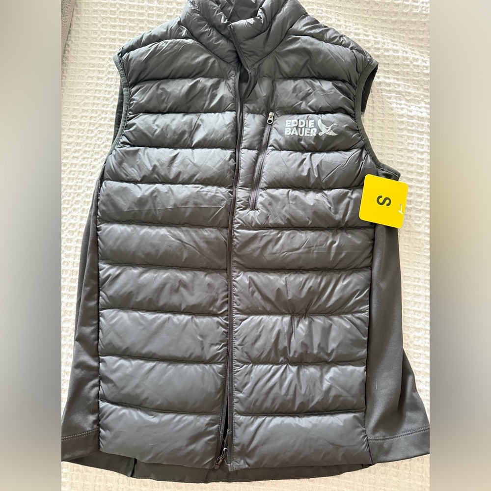 Eddie Bauer black vest size small